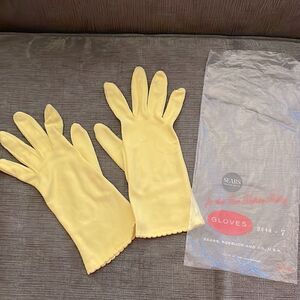 Vintage Sears banana yellow nylon gloves s/m‎